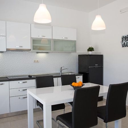 Apartments And Room Adriatic Blue 두브로브니크 외부 사진