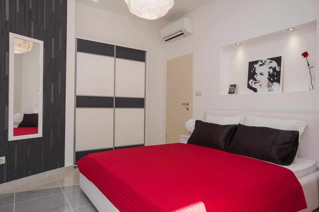 Apartments And Room Adriatic Blue 두브로브니크 외부 사진